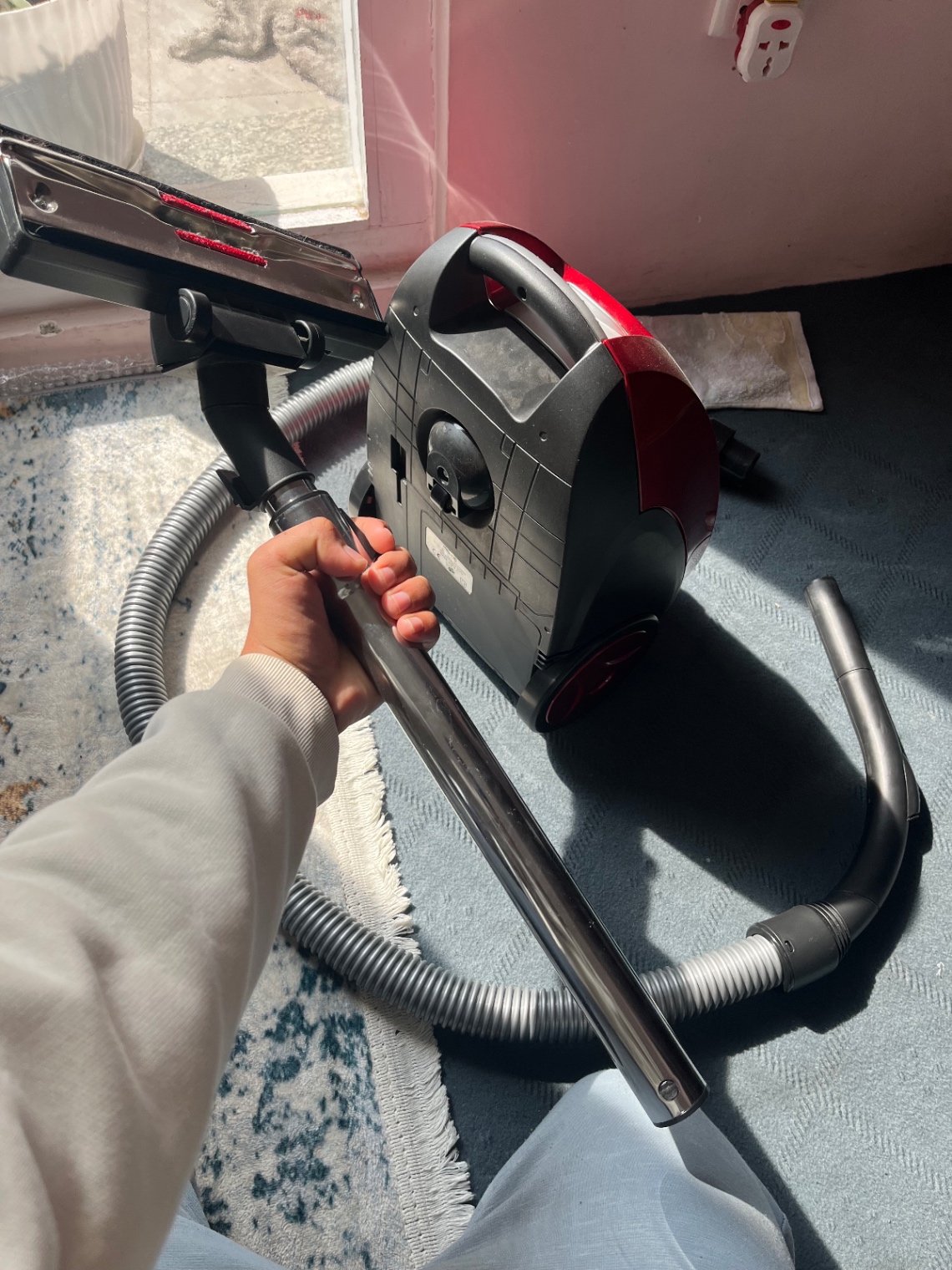 National Japan NSG-VC1700W Vacuum Cleaner - Red (1700W) - Image 3